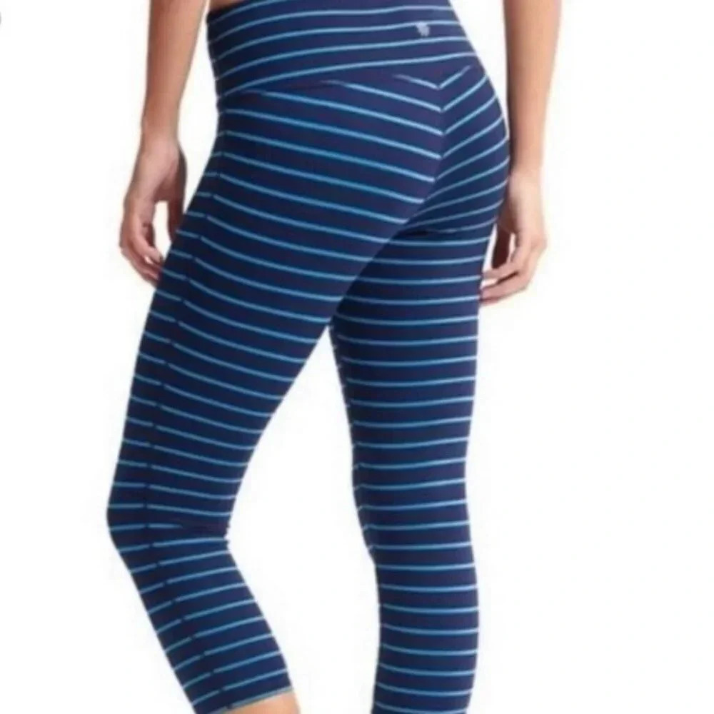 Athleta S Stripe Chaturanga‎ blue Capri leggings